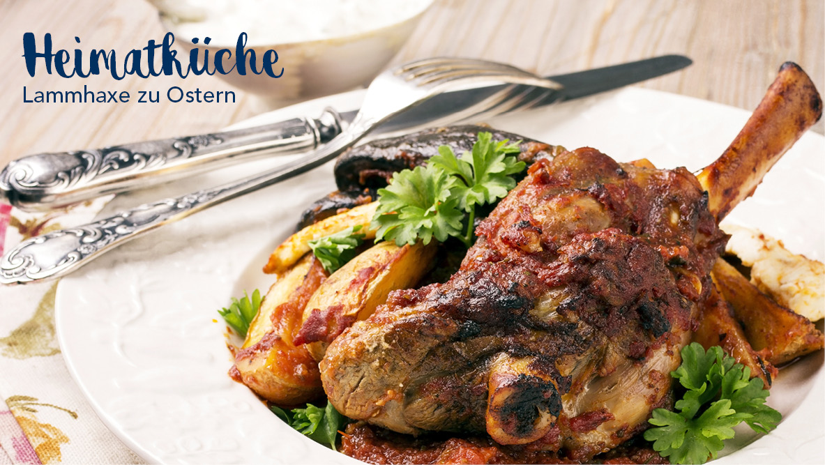 Heimatküche – Lammhaxe auf Kartoffelgemüse und Basilikumpesto